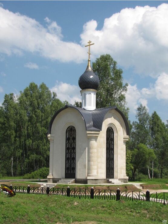 Облицовка часовни, колонны