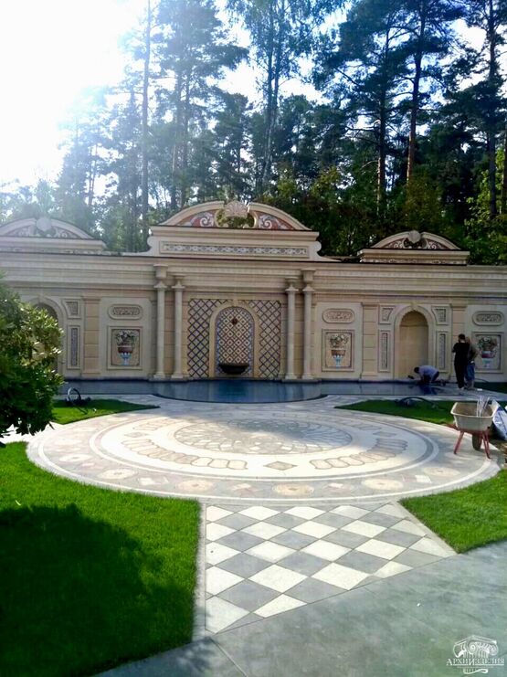 Декор подпорной стены