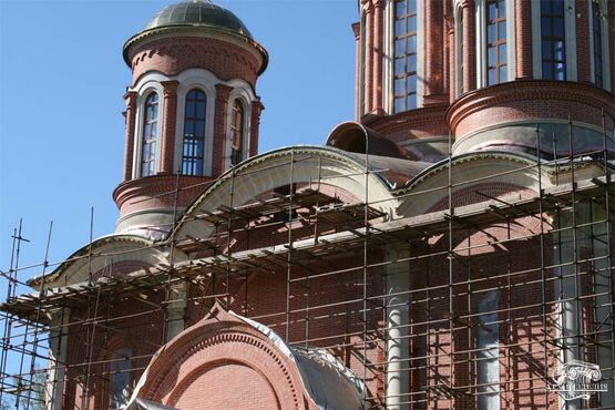 Храм преподобного Серафима Саровского в п.Селятино Московской области